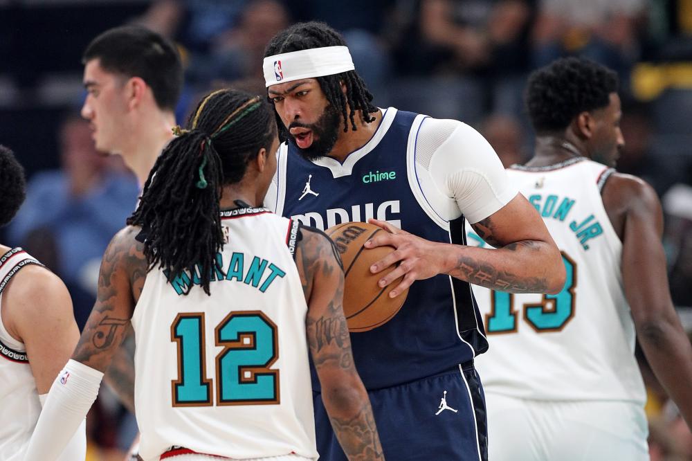 青岛队逐渐 青岛队逐渐